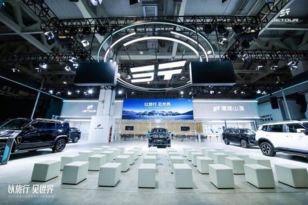 小房车”捷途山海L7 PLUS颠覆出行新标准冰球突破豪华版app旅行车市场被改写“旅行(图2)